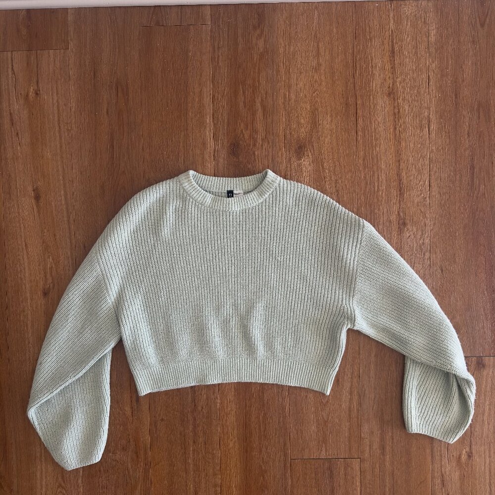 H&M Light Green Crop Sweater